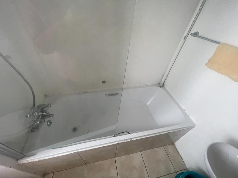 1 Bedroom Property for Sale in Sonstraal Western Cape